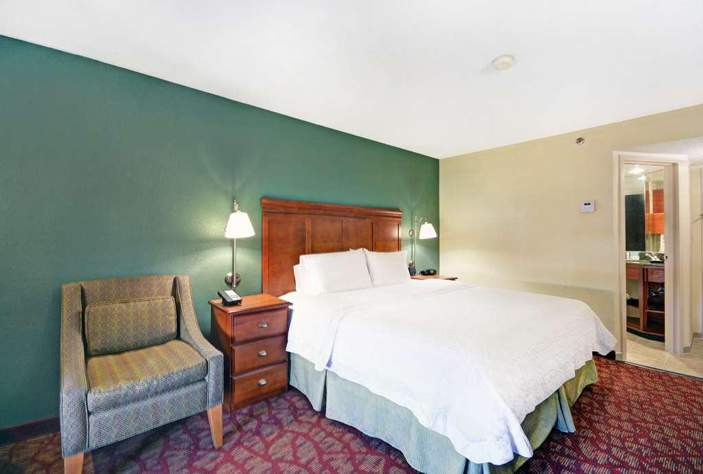 Hampton Inn Athens Pokoj fotografie