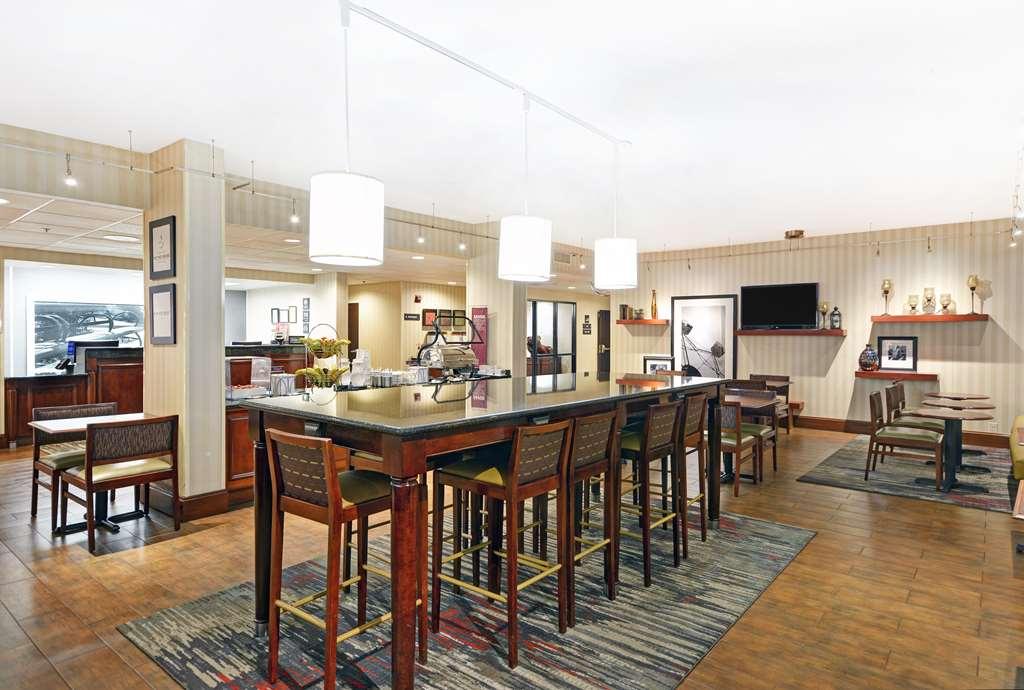 Hampton Inn Athens Restaurace fotografie